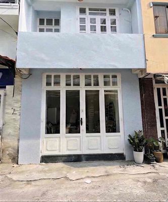 Аренда · 1 комн. · 28 м² · Quận 7, ул. Đường Huỳnh Tấn Phát