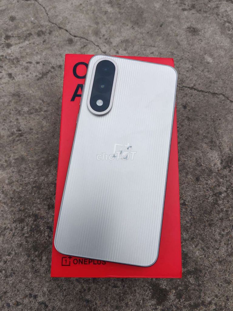 OnePlus Ace 5 Ultra Fullbox 12.256 có ship. Mua bán Điện thoại tại Quận Bình Tân Tp Hồ Chí Minh được đăng bởi Anh Rin hình 1