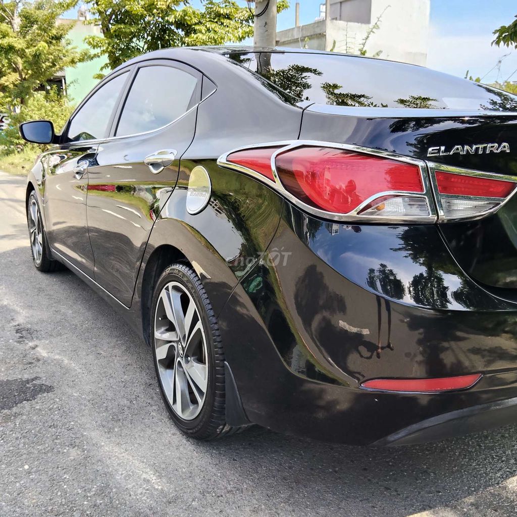 Bán xe Hyundai Elantra 2014 nhập khẩu. Mua bán Ô tô tại Quận Hải Châu Đà Nẵng được đăng bởi Ý ĐNg hình 3