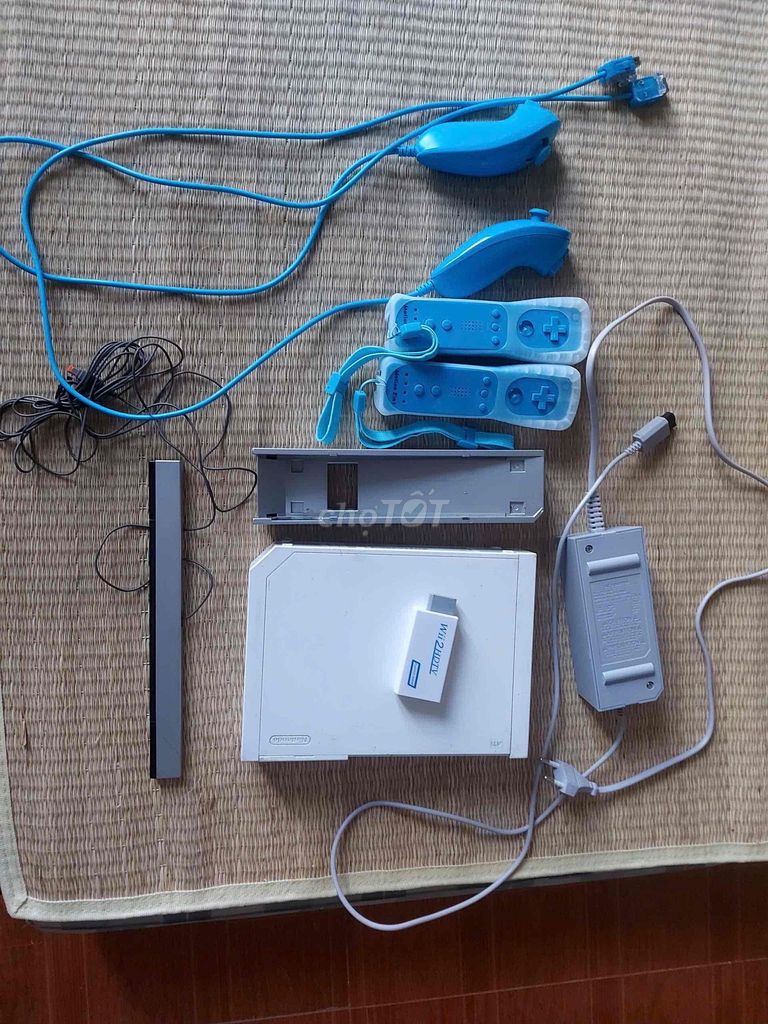 Máy chơi game thể thao gia đình Nintendo Wii. Mua bán Thiết bị chơi game tại Thành phố Hòa Bình Hòa Bình được đăng bởi Duy Dang Tien hình 1