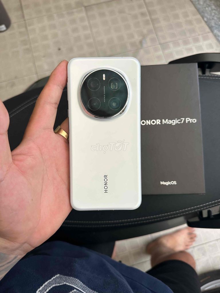Honor Magic7 Pro 12GB Trắng. Mua bán Điện thoại tại Quận Tân Bình Tp Hồ Chí Minh được đăng bởi Nguyễn Thắng Mobile hình 1