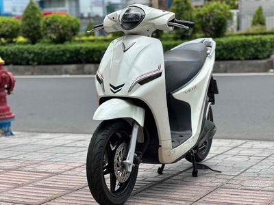 Xe máy điện VinFast Feliz S Trắng Đã sử dụng