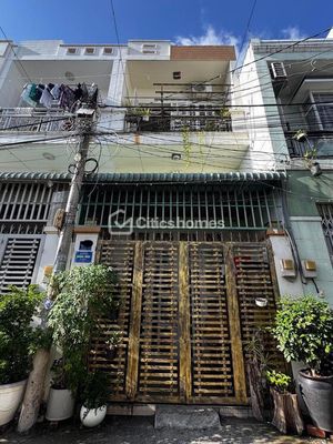 Hơn 6 tỷ nhà đẹp ô tô vào được, 3PN3WC, đối diện Gigamall Hiệp Bình