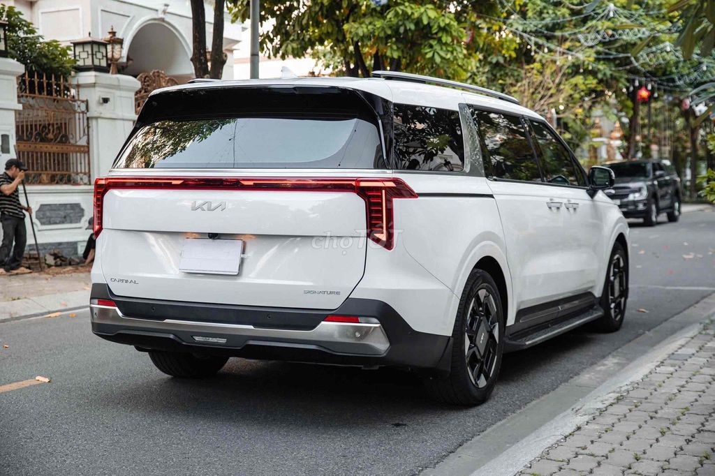 Kia Carnival Signature 2.2D form 2025 lướt 12k km. Mua bán Ô tô tại Quận Gò Vấp Tp Hồ Chí Minh được đăng bởi Kính Đặng Ô Tô Lướt hình 7
