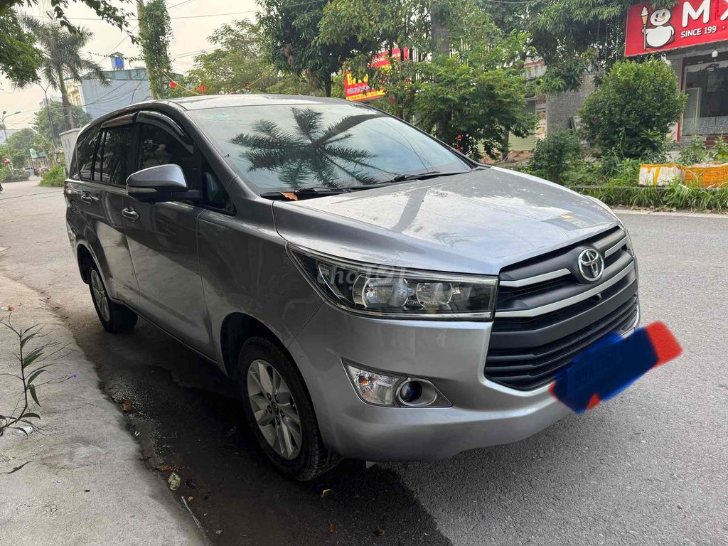 Toyota Innova 2016 2.0E - 900000 km. Mua bán Ô tô tại Huyện Khoái Châu Hưng Yên được đăng bởi Nguyễn Thanh Tùng hình 4