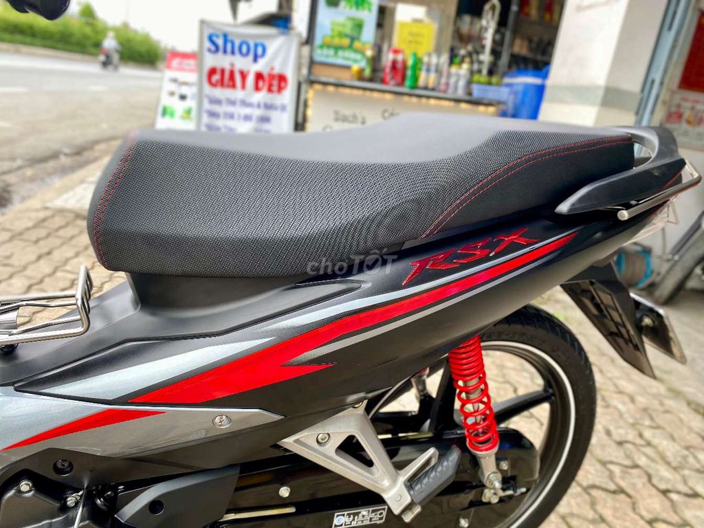 Honda Wave RSX Fi 2024 Siêu lướt 6.000Km. Mua bán Xe máy tại Quận Ninh Kiều Cần Thơ được đăng bởi Xe Máy TÂN LIÊN HƯNG 1 91B hình 20