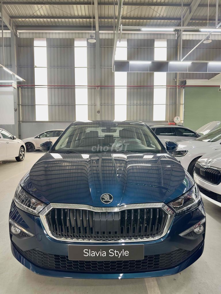 Skoda Slavia Lava Bule. Mua bán Ô tô tại Quận 7 Tp Hồ Chí Minh được đăng bởi Khởi Skoda Miền Nam hình 2