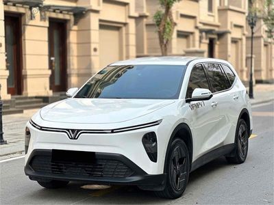 ƯU ĐÃI KHỦNG T6 XE MPV7