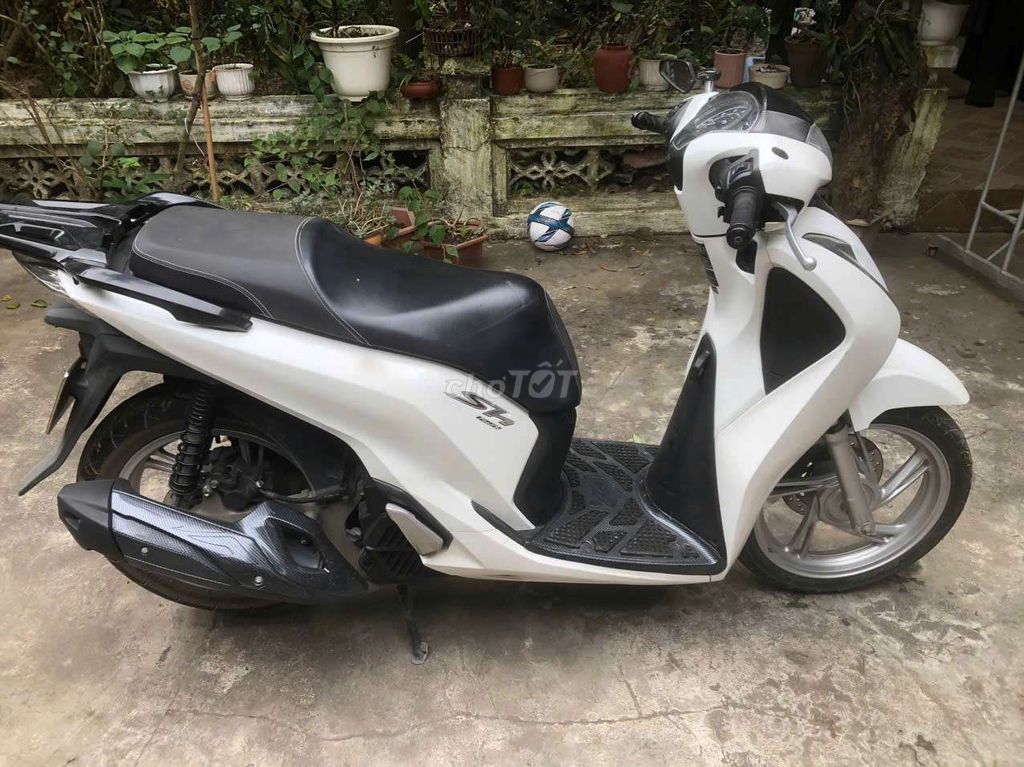 Honda SH màu Trắng bien 1995. Mua bán Xe máy tại Huyện Mỹ Đức Hà Nội được đăng bởi Hải hình 2