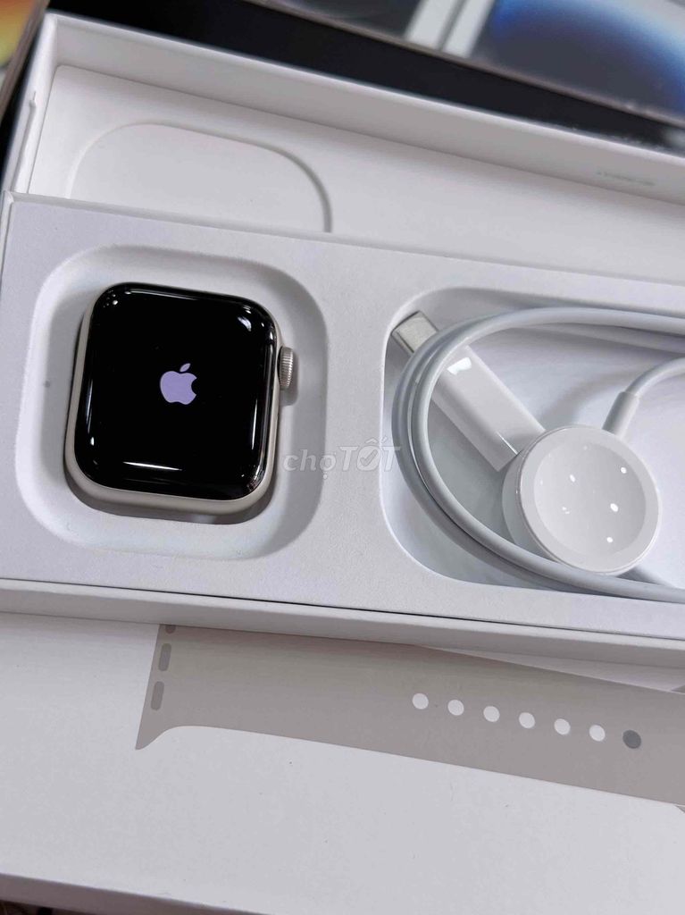 apple watch SE2 2023 new 100%