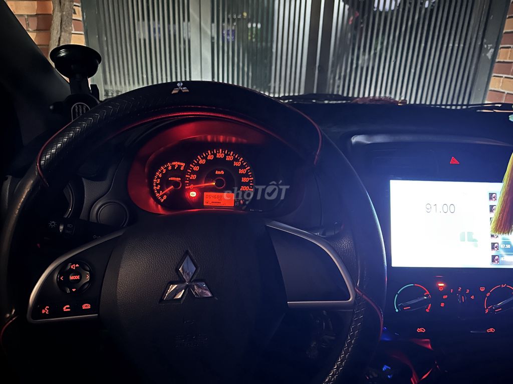 Mitsubishi Attrage 2024 1.2 MT - 55000 km. Mua bán Ô tô tại Huyện Thanh Trì Hà Nội được đăng bởi Hoang Nguyen hình 1