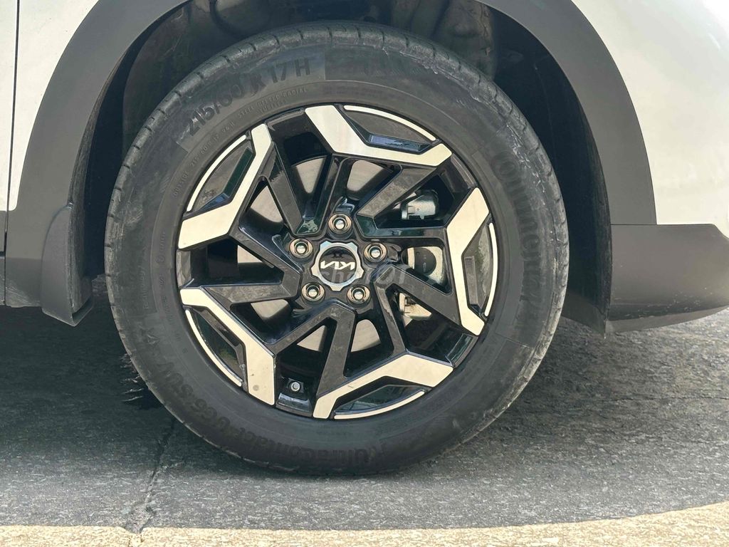 Kia Seltos 2024 1.5 Premium - 6.700km 1 chủ từ mơi. Mua bán Ô tô tại Thành phố Thủ Đức Tp Hồ Chí Minh được đăng bởi Anh Minh STOT Bình Dương hình 9