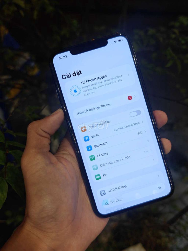 Apple iPhone 11 Pro Max 64GB 1 chấm kim nhỏ zin. Mua bán Điện thoại tại Quận Ninh Kiều Cần Thơ được đăng bởi phước sang hình 1