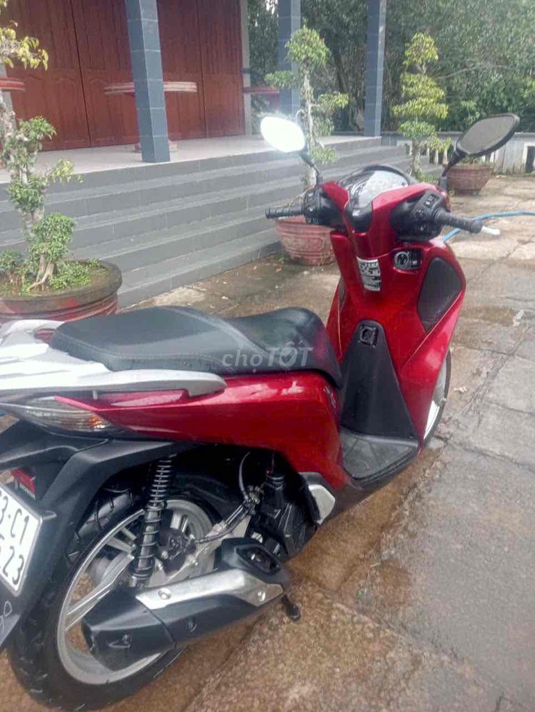 Honda SH 125i 2019 Красный 23000км
