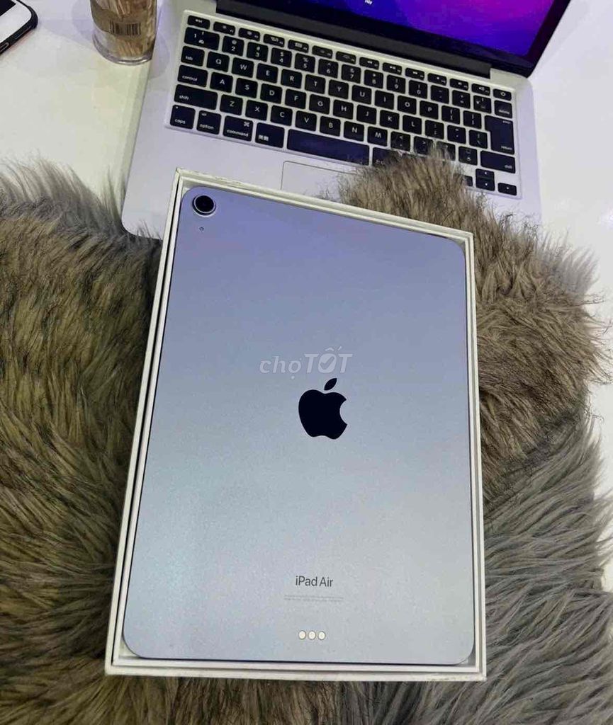 ipad air 6 13inch M2 tím za/a 128gb +wifi pin94. Mua bán Máy tính bảng tại Quận 3 Tp Hồ Chí Minh được đăng bởi Nam Á Mobile hình 1