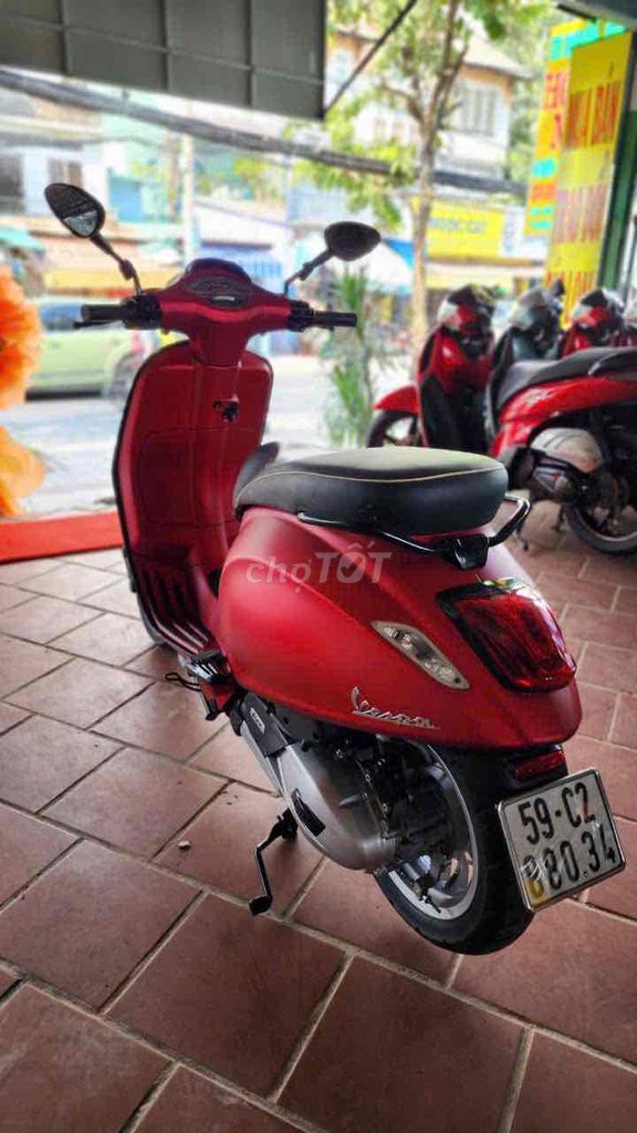 vespa 2018 đk cao bstp chính chủ mới 95%