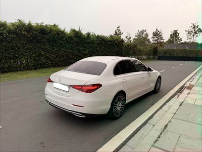 Mercedes Benz C200 Avantgarde 2022 Trắng 45.000km