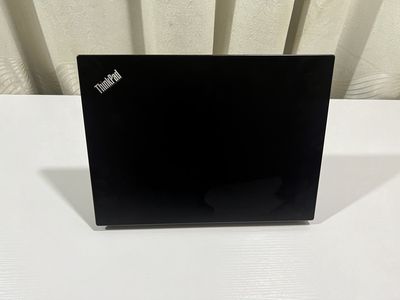 Lenovo Thinkpad E480 i7-8550u RAM8G SSD256G 14"