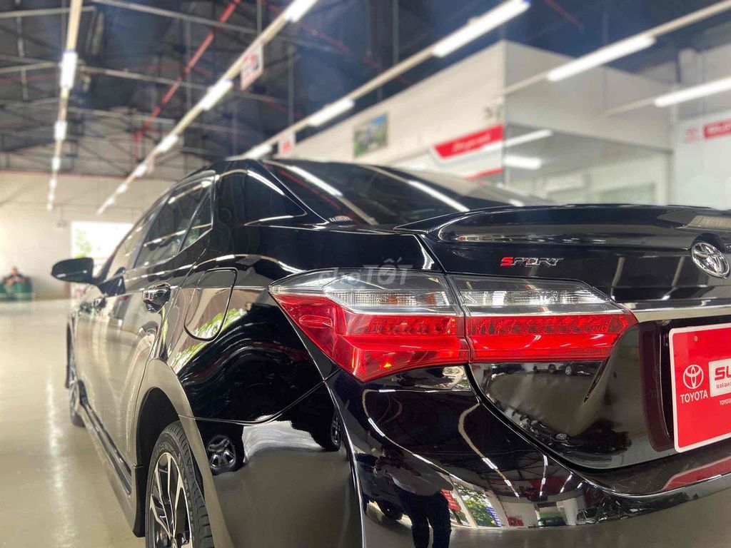 Toyota Corolla Altis 2017 2.0V màu đen - 13000 km. Mua bán Ô tô tại Thành phố Thủ Đức Tp Hồ Chí Minh được đăng bởi Hữu Phúc hình 4