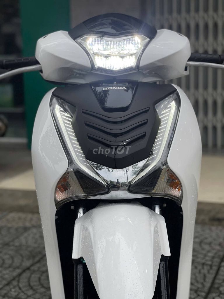 Honda SH 2019 ABS, родной мотор, доступна быстрая рассрочка