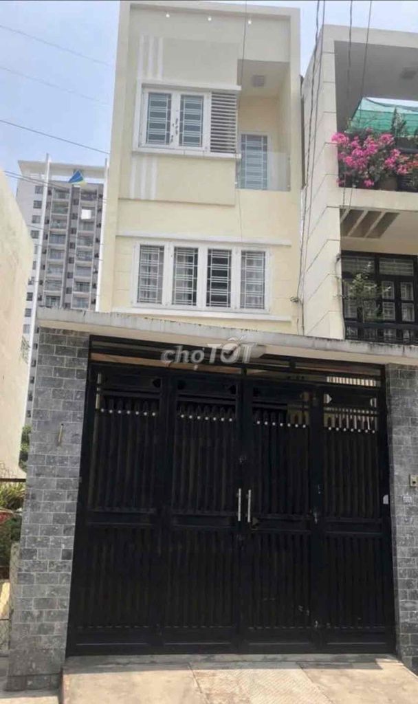 Cho Thuê Nhà Phố 4PN 4x20m Hẻm Xe Hơi 9m Đường Nguyễn Thị Thập