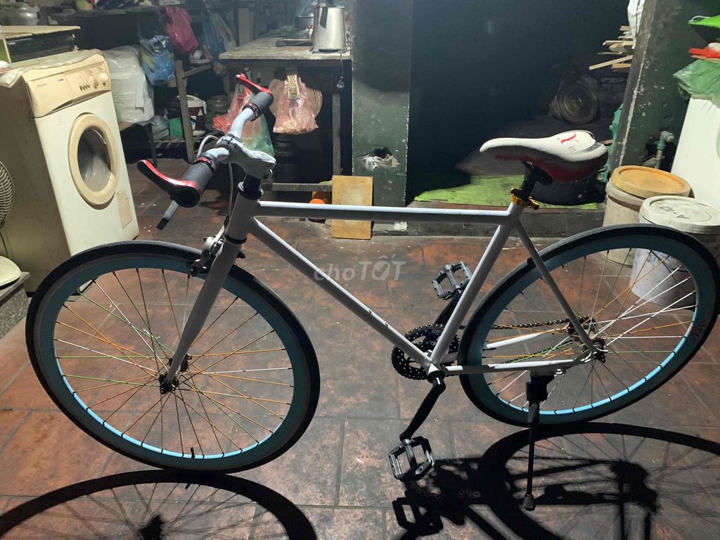 Xe đạp thể thao Trắng Tốt. Mua bán Xe đạp tại Quận Bắc Từ Liêm Hà Nội được đăng bởi người tiêu dùng hình 3