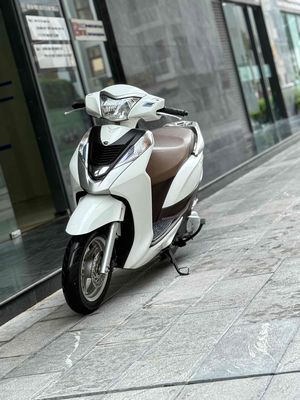 Lead125 Trắng Nâu Nguyên Bản đẹp biển Hn Lead. Mua bán Xe máy tại Quận Ba Đình Hà Nội được đăng bởi Xe Máy Nam Thi