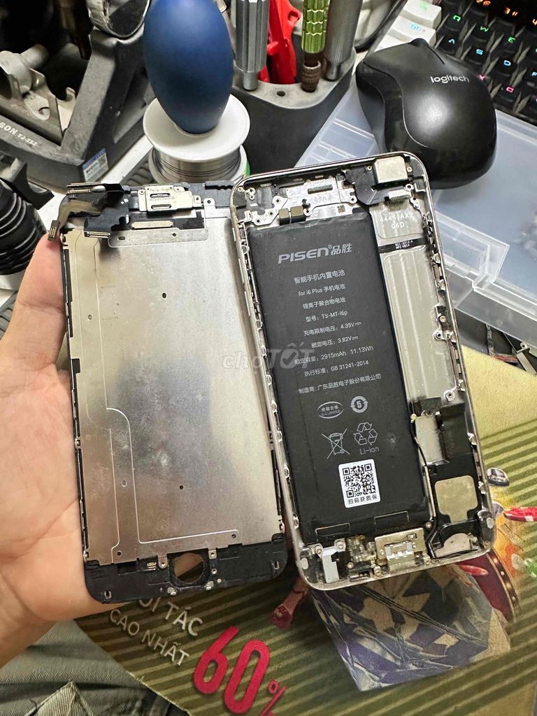 xác 6plus còn màn còn pin vỏ đẹp. Mua bán Điện thoại tại Quận 12 Tp Hồ Chí Minh được đăng bởi Nguyễn Văn Vang hình 1
