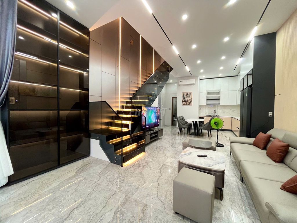 Nhà 3 tầng mt nguyễn chích - 3pn , full nội thất