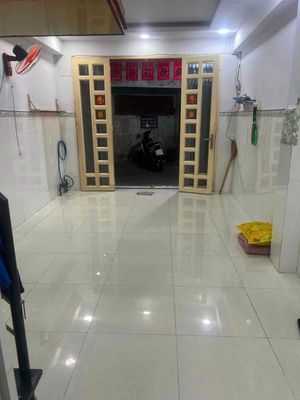 Аренда · 2 комн. · 27 м² · Quận 11, ул. Đường Phú Thọ