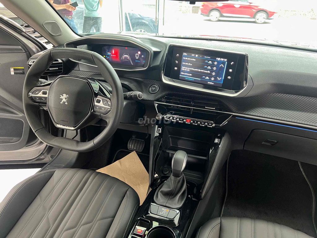 Peugeot 2008 GT 2022. Mua bán Ô tô tại Thành phố Thủ Đức Tp Hồ Chí Minh được đăng bởi Phong Lê hình 8