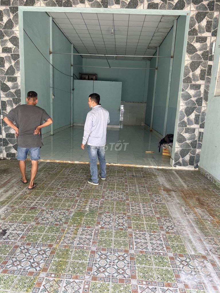BÁN NHÀ CẤP 4 95M2 NGAY QUỐC LỘ 1K ĐƯỜNG THÔNG THOÁNG