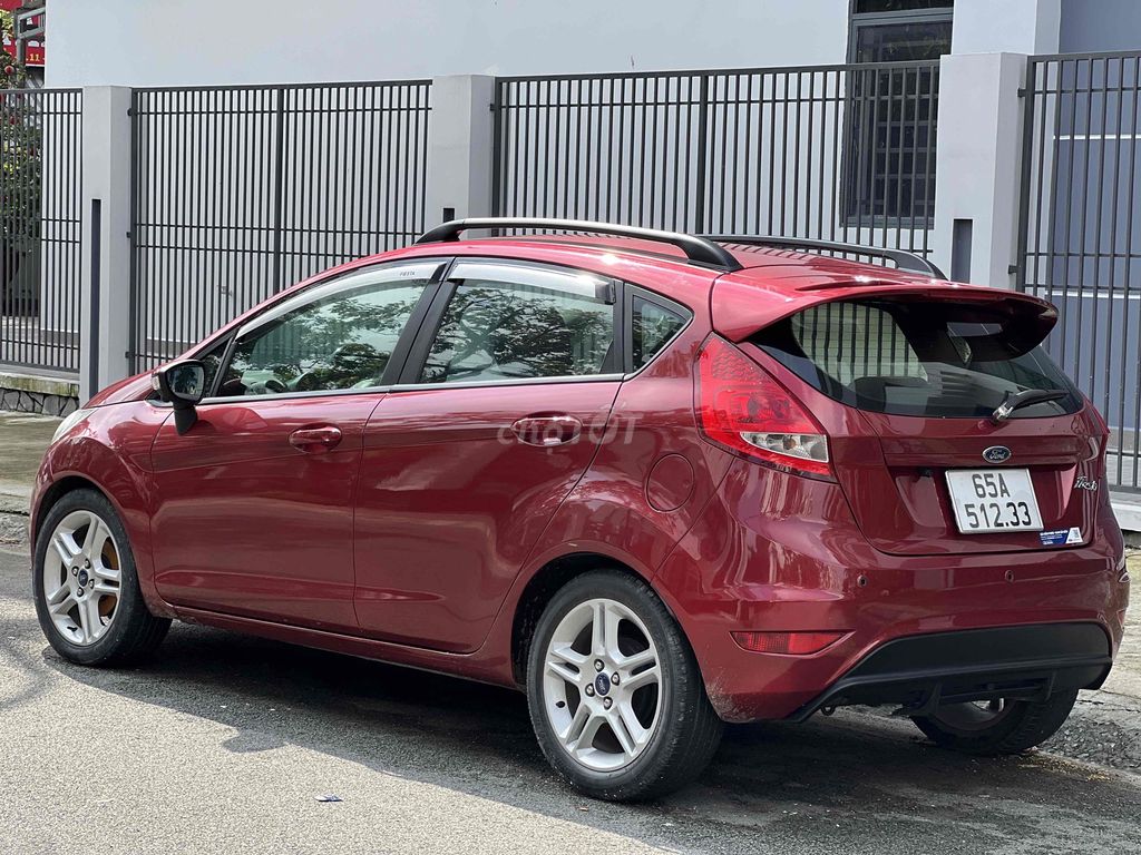 Ford Fiesta 2011 1.6 AT Hatchback. Mua bán Ô tô tại Quận 6 Tp Hồ Chí Minh được đăng bởi Trịnh Hán cường hình 3