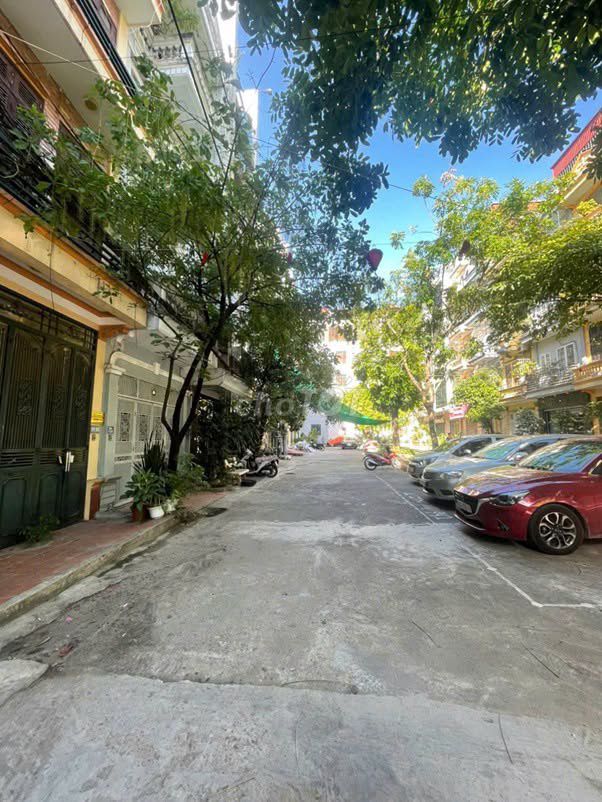 Bán nhà 60m2 KĐT Đại Kim - Nguyễn Cảnh Dị, 4 tầng, ô tô tránh