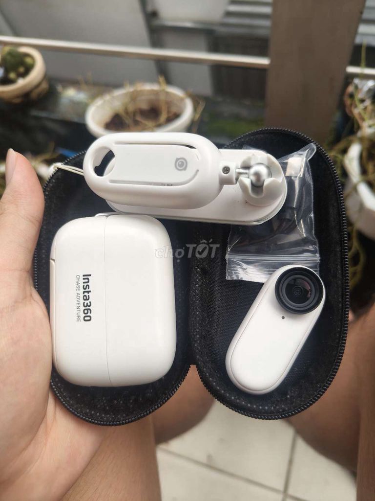 Máy quay hành trình Insta360 GO 2 Trắng. Mua bán Máy ảnh, Máy quay tại Quận 7 Tp Hồ Chí Minh được đăng bởi huyggjb hình 1