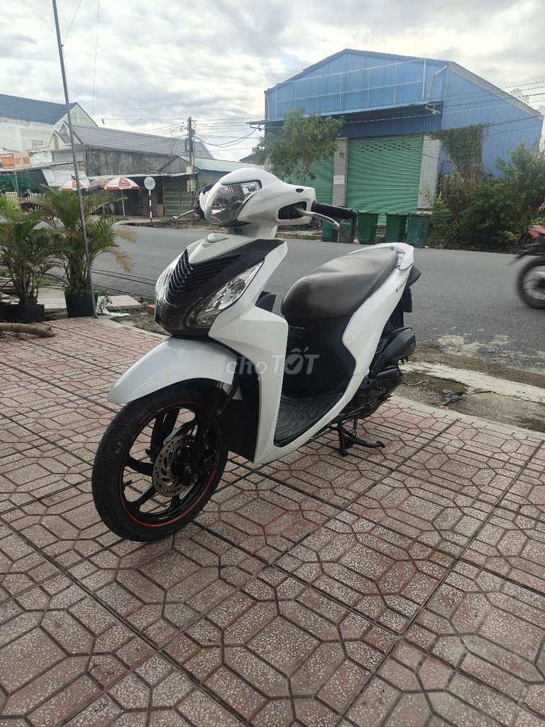 HONDA VISION 2016 XE RẤT SẠCH MÁY ZIN ÊM. Mua bán Xe máy tại Huyện Bình Tân Vĩnh Long được đăng bởi MƯỜI   BÌNH TÂN VL hình 1