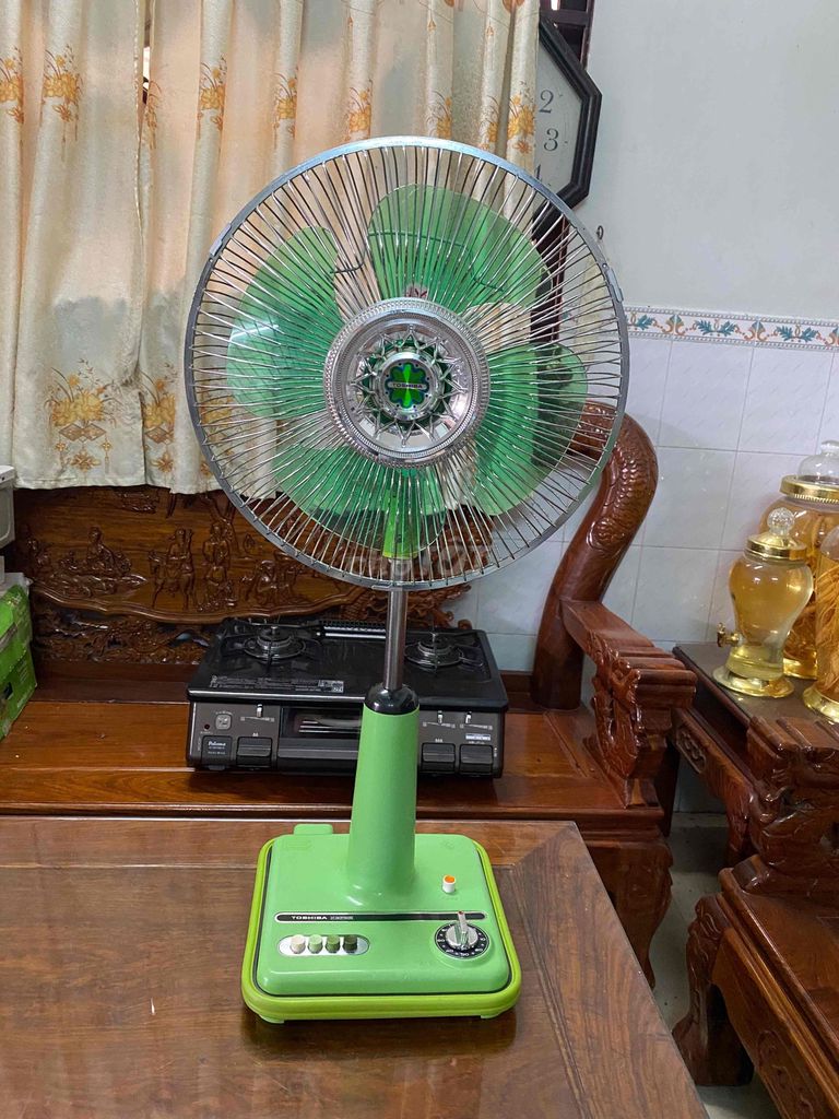 Quạt điện Toshiba Xanh lá. Mua bán Quạt tại Thành phố Vĩnh Long Vĩnh Long được đăng bởi minhtu hình 1