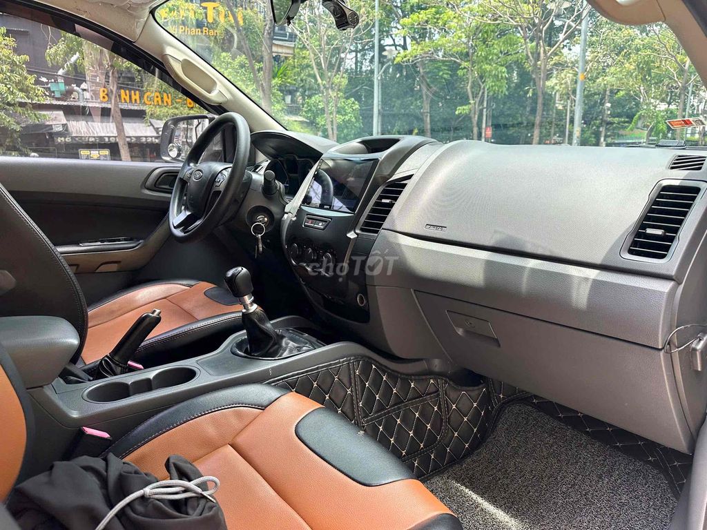 Ford Ranger 2016 XLS 2.2L 4x2 MT - 115000 km. Mua bán Ô tô tại Quận Gò Vấp Tp Hồ Chí Minh được đăng bởi DH AUTO SAIGONCARGROUP  Chuyên ô tô lướt hình 6