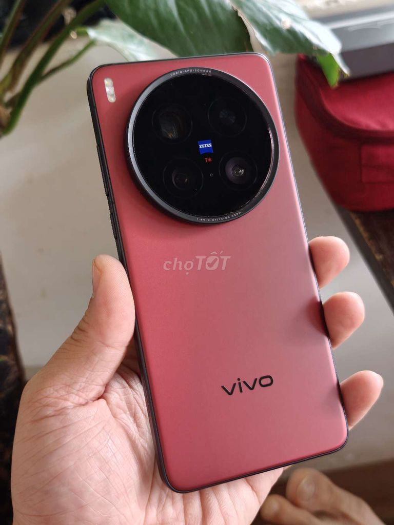 Vivo X200 Ultra 12GB/256GB Đỏ Snapdragon 8 Elite. Mua bán Điện thoại tại Huyện Cư M'gar Đắk Lắk được đăng bởi Lê Hiếu 94 hình 1