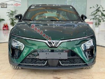 VinFast VF7 Plus 2025. Mua bán Ô tô tại Thành phố Thủ Đức Tp Hồ Chí Minh được đăng bởi Showroom Vinfast Thủ Đức