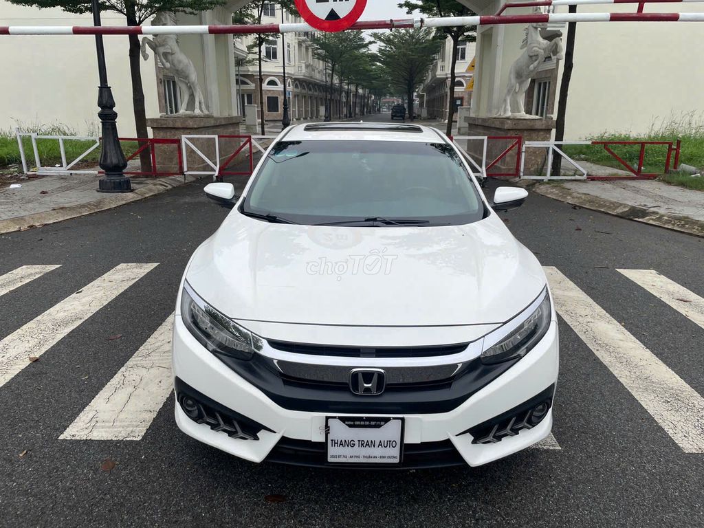 🚘 Honda Civic Top 1.5Turbo Sản xuất : 2017