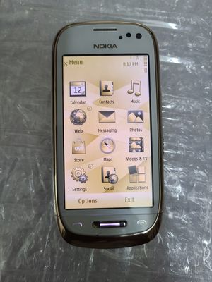 Điện thoại Nokia C7-00 Oro màu gold