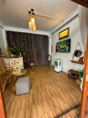 Cần chia sẻ mặt bằng spa cho làm nail