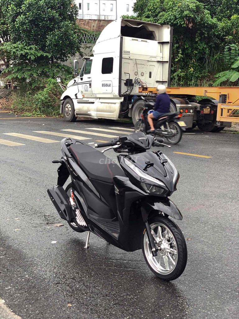 Honda Vario 150 2021 Đen bóng. Mua bán Xe máy tại Thành phố Dĩ An Bình Dương được đăng bởi Hoàng hiếu hình 5
