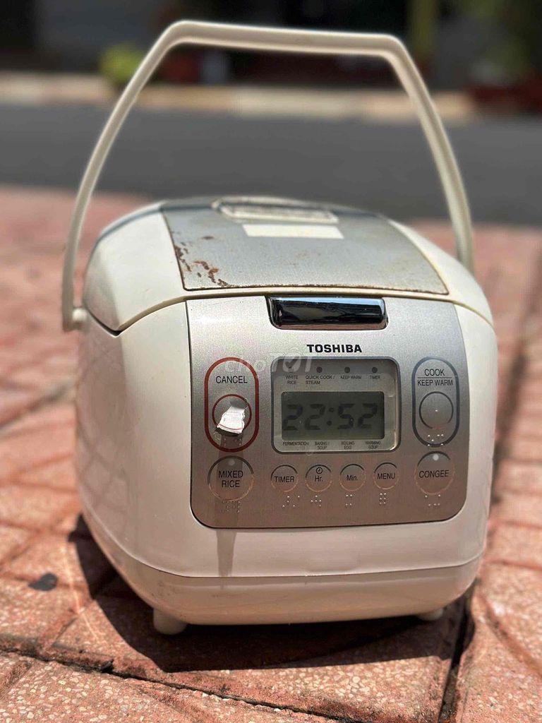 Nồi cơm điện Toshiba Trắng. Mua bán Bếp, lò, đồ điện nhà bếp tại Thành phố Buôn Ma Thuột Đắk Lắk được đăng bởi Nguyễn Duy hình 1