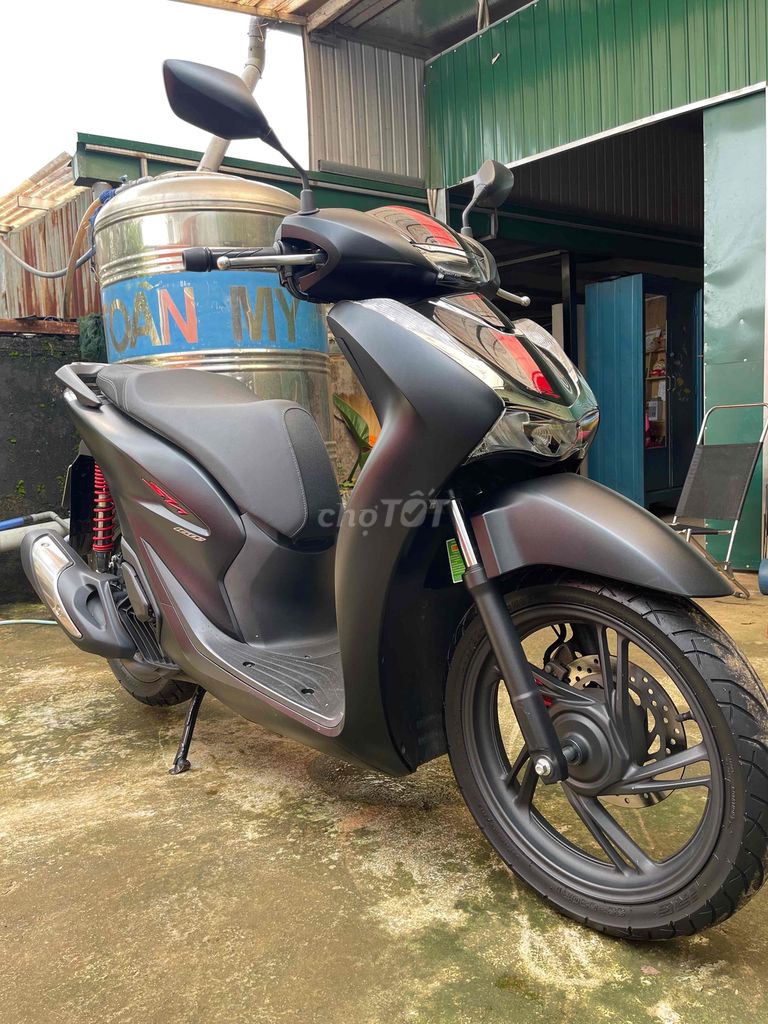 Sh 160 ABS 1 chủ mua mới. Mua bán Xe máy tại Thành phố Bảo Lộc Lâm Đồng được đăng bởi Hùng hình 2