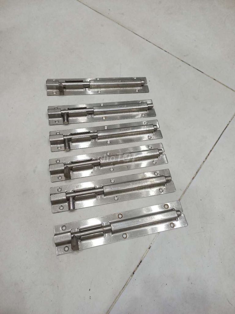 6 cái chốt cửa A-THE Inox 20cm. Mua bán Nội thất, đồ gia dụng khác tại Quận Cẩm Lệ Đà Nẵng được đăng bởi Anh Khoa hình 1