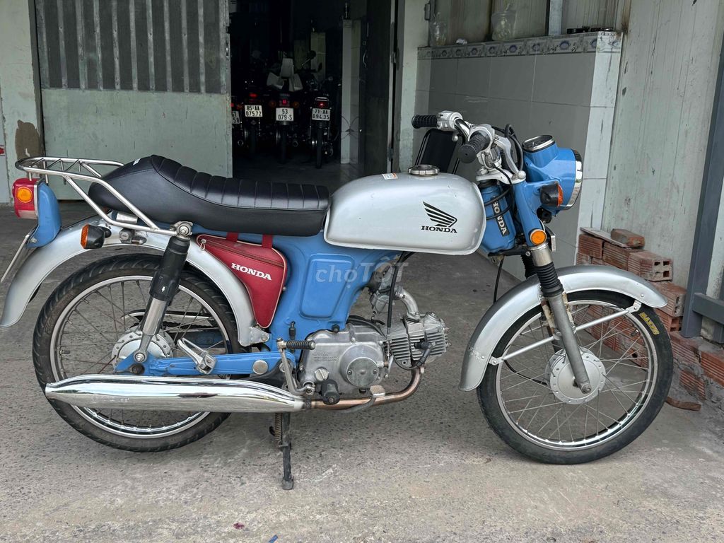 Honda 50cc, màu xanh dương, bạc. Mua bán Xe máy tại Huyện Bình Chánh Tp Hồ Chí Minh được đăng bởi Trung lê xe cổ hình 4