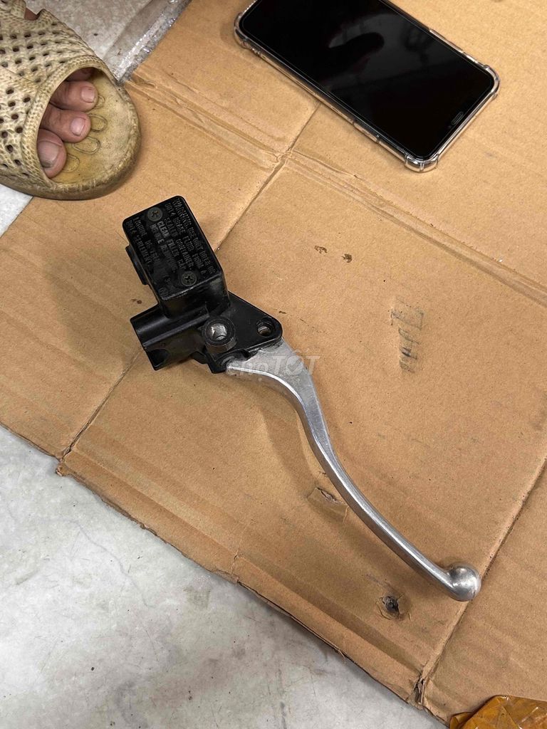 Tay dầu SH Ý 2010-2012. Mua bán Phụ tùng xe tại Quận Tân Phú Tp Hồ Chí Minh được đăng bởi Phúc Bảo hình 4