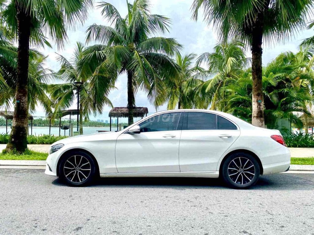 Mercedes Benz C Class 2019 C200 - 80000 km. Mua bán Ô tô tại Quận Hoàng Mai Hà Nội được đăng bởi Mr Tài hình 3